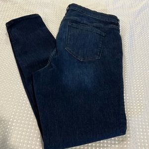 OLD NAVY ROCKSTAR BUILT IN SCULPT SKINNY JEANS 16T